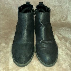 Carlos by Carlos Santana Booties